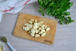 Курица "40 зубчиков чеснока" Курица "40 зубчиков чеснока"