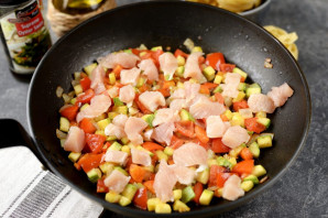 Лапша в устричном соусе