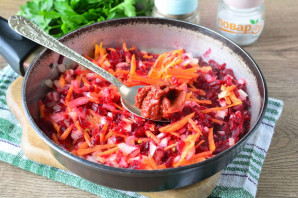 Борщ из красной капусты Борщ из красной капусты