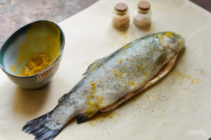 Форель в пергаменте в духовке