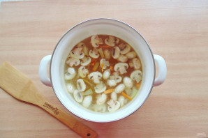 Суп со стеклянной лапшой