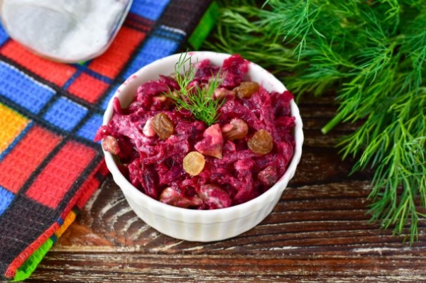 Салат со свеклой "Королевский" Салат со свеклой "Королевский"