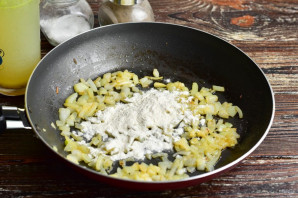 Луковый суп по-парижски