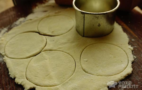 Рецепт: Армянское пасхальное печенье - на твороге и с курагой