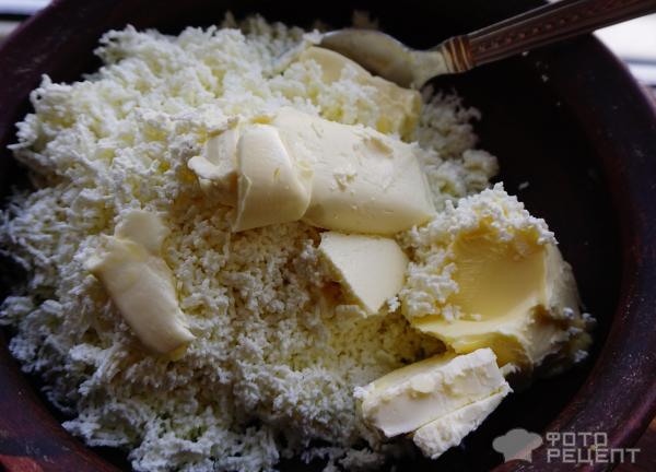 Рецепт: Армянское пасхальное печенье - на твороге и с курагой