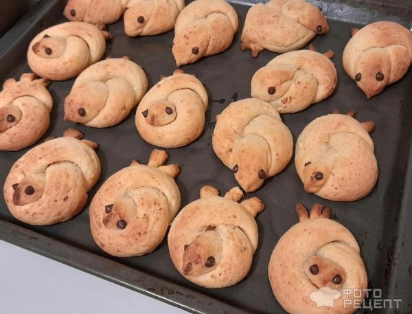 Рецепт: Булочки "Жаворонки" - Весенние булочки "жаворонки" к Пасхе из творожного теста.