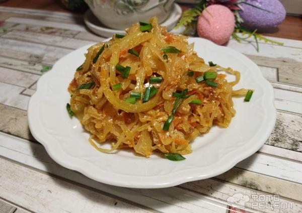 Рецепт: Капуста тушеная с овощами - и молоком и копчённой паприкой