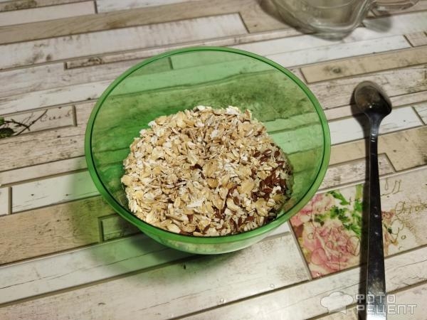 Рецепт: Кефирный напиток "Диетический" - с овсянкой, разными семечками ...