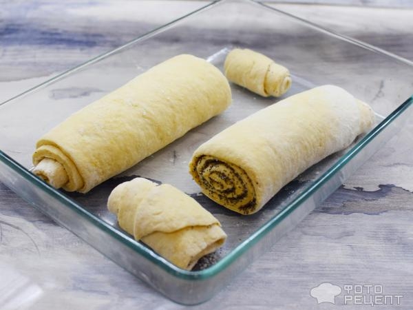 Рецепт: Косичка с маком - Безумно вкусные булочки в интересном исполнении!