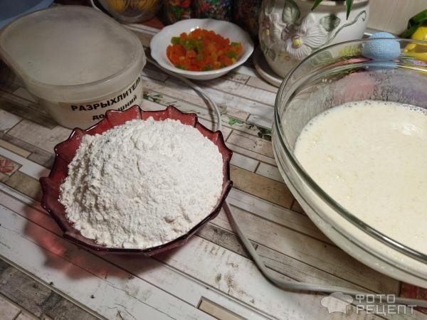 Рецепт: Кулич на кефире - с цукатами, без дрожжей, готовимся к Пасхе, просто и быстро