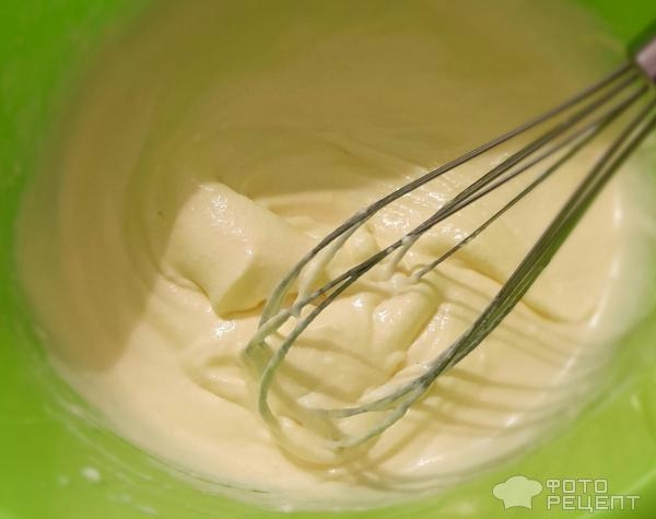 Рецепт: Пирожные пасхальные - Домашние пирожные к Пасхе, оформление пирожных масляным кремом, пасхальный декор своими руками.