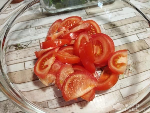 Рецепт: Салат с ананасами - помидорами и зеленью Рецепт: Салат с ананасами - помидорами и зеленью