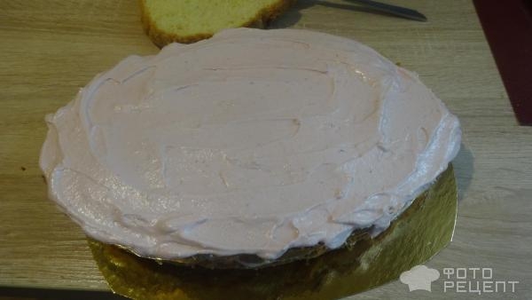 Рецепт: Торт с клубнично -банановым творожным кремом - Не трудоёмкий ,вкусный торт.