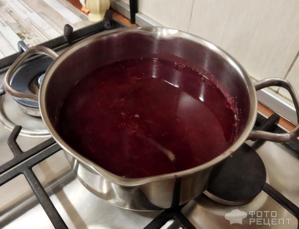 Рецепт: Витаминный морс - смородиновое ассорти из красной и чёрной смородины