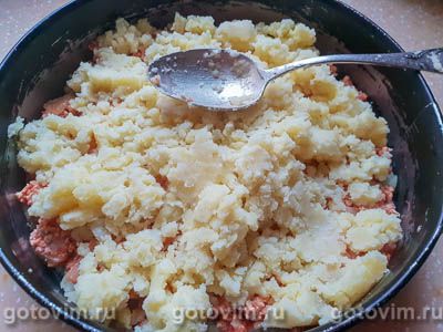 Запеканка из картофельного пюре с куриным фаршем