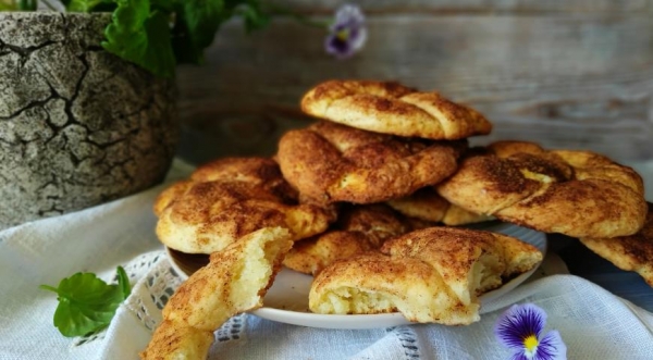 Творожные крендели, пошаговый рецепт с фото Творожные крендели, пошаговый рецепт с фото