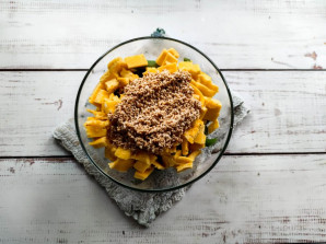 Салат с омлетом и фасолью Салат с омлетом и фасолью