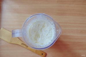 Торт со сливками и ананасами