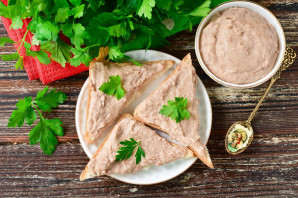 Соус из фасоли и курицы