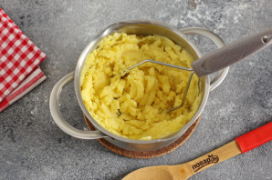 Рулетики из теста с картошкой