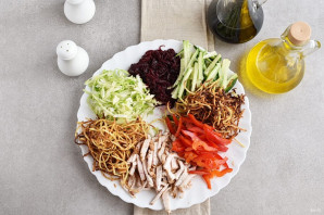 Салат с картошкой фри