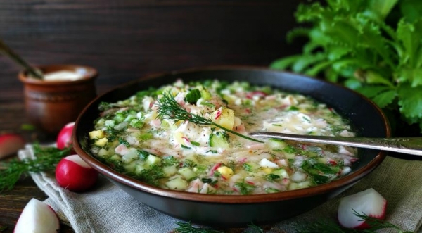 Окрошка на квасе и сметане, пошаговый рецепт с фото