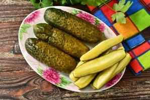 Камышинские соленые огурцы