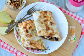 Рулет из лаваша с черносливом