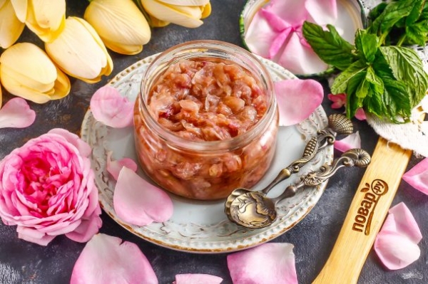 Джем из лепестков роз Джем из лепестков роз