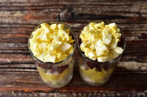 "Селедка под шубой" в стаканчиках