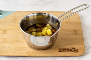 Кисло-сладкий соус с ананасами