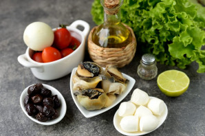 Салат с рапанами