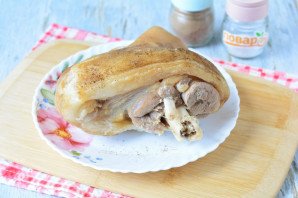 Отварная запеченная рулька в духовке