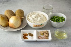 Индийские самосы с картошкой и горошком Индийские самосы с картошкой и горошком