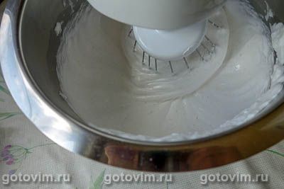 Торт &laquo;Черный лес&raquo; с творожным кремом в мультиварке