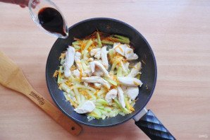 Вок с рисом и курицей