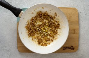 Индийские самосы с картошкой и горошком Индийские самосы с картошкой и горошком