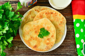 Лепешка с фасолью и фаршем