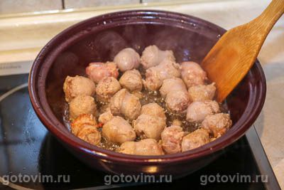 Тажин из колбасок с картошкой