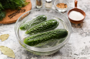 Огурчики по-болгарски на зиму Огурчики по-болгарски на зиму