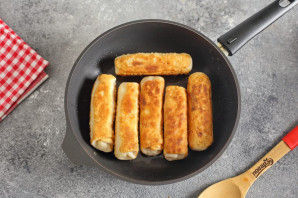 Рулетики из теста с картошкой