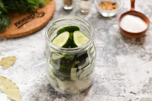 Огурчики по-болгарски на зиму Огурчики по-болгарски на зиму