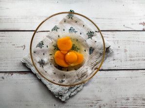 Салат с омлетом и фасолью Салат с омлетом и фасолью