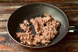 Лепешка с фасолью и фаршем