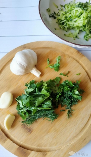 Рецепт: Хрустящие кабачки - с соусом Рецепт: Хрустящие кабачки - с соусом