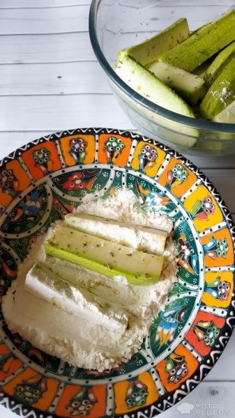 Рецепт: Хрустящие кабачки - с соусом Рецепт: Хрустящие кабачки - с соусом