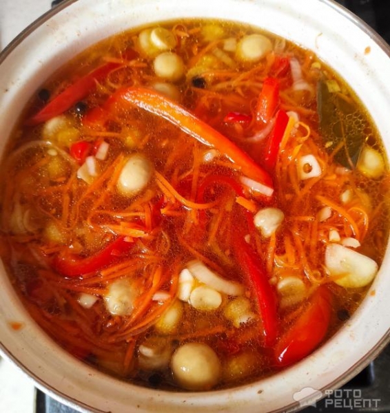 Рецепт: Маринованные шампиньоны с овощами - Сладкие!