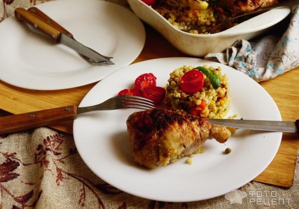 Рецепт: Окорочка во французском стиле с булгуром - с вялеными помидорами, моцареллой и базиликом