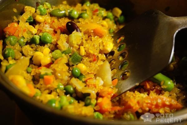 Рецепт: Окорочка во французском стиле с булгуром - с вялеными помидорами, моцареллой и базиликом