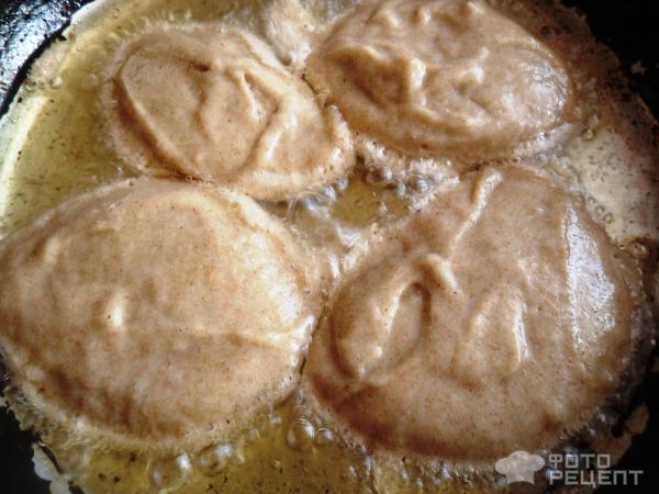 Рецепт: Оладьи из ржаной муки - на кефире